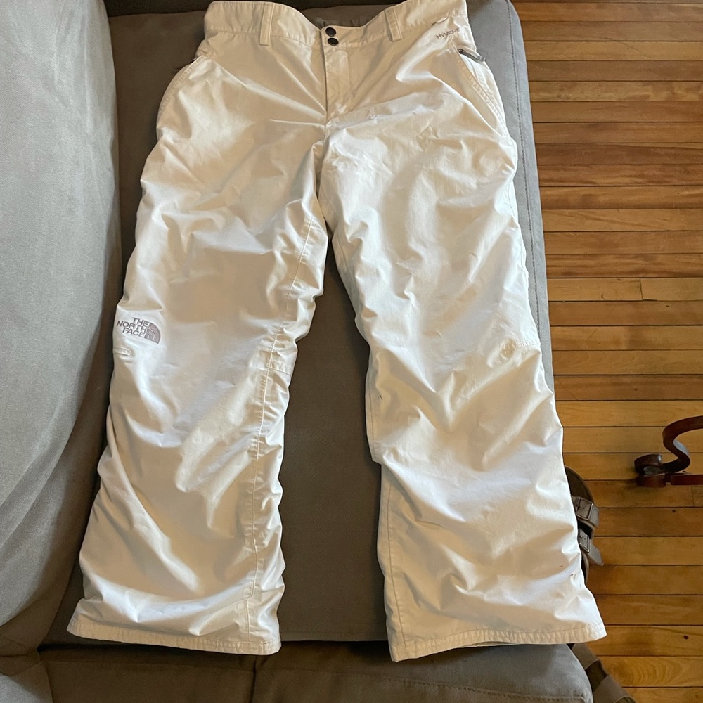 Girls XL white The North Face Hyvent snow pant.